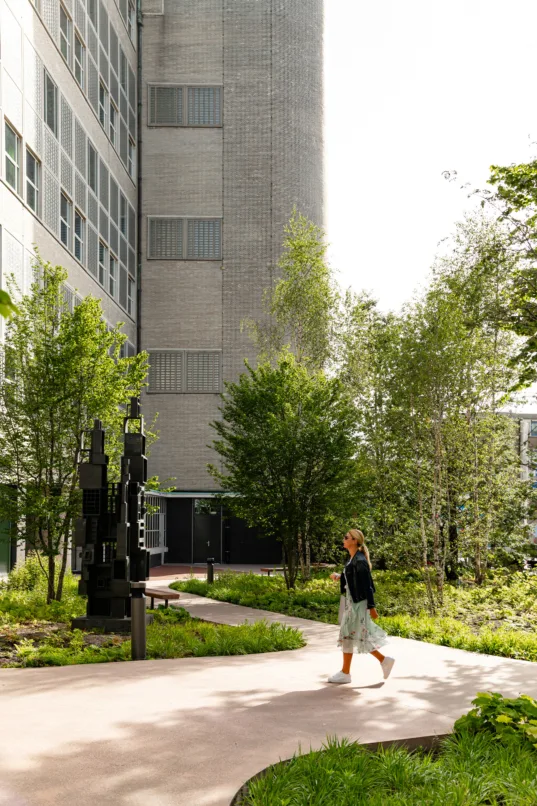 Postpark HS kwartier Stationspostgebouw Den Haag Steven Delva Amsterdam KCAP Landschaparchitectuur Landscape Architecture Urbanism Life make Sens park